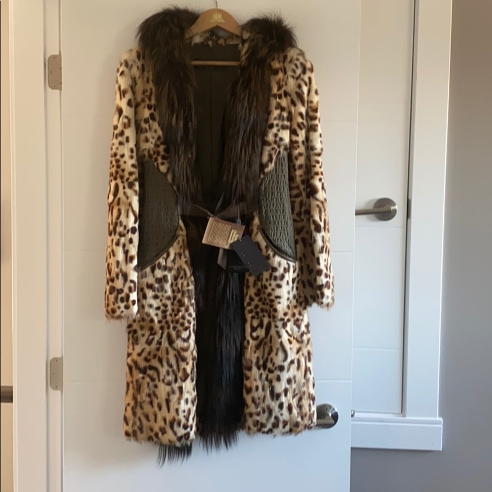 Visconf Leopard Print Coat